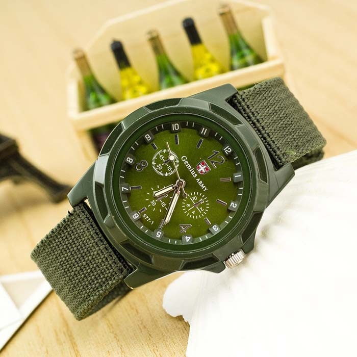 2023 New Famous Brand Men Quartz Watch Army Soldier Military Canvas Strap Fabric Analog Wrist Watches Sports Wristwatches Clock